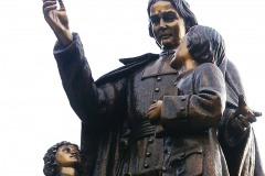 St-John-Baptise-De-Lalle-Statue
