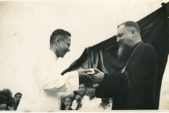 1952-Bro-Justinian-with-the-then-Archbishop-of-Singapore033